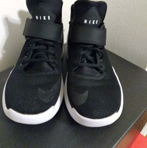 Nike Kwasi shoes